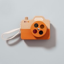 Holzspielzeug  Kamera orange von Petit Monkey